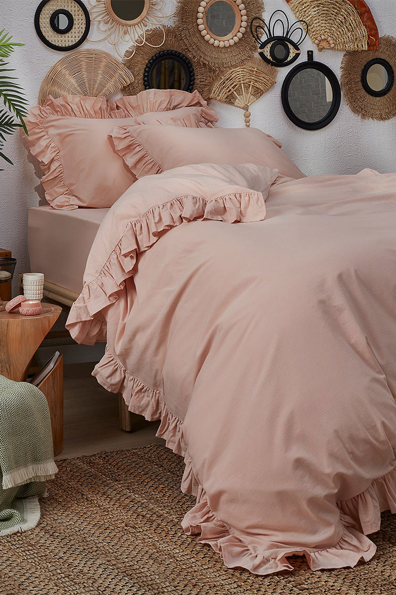 Cosy bed in boho style